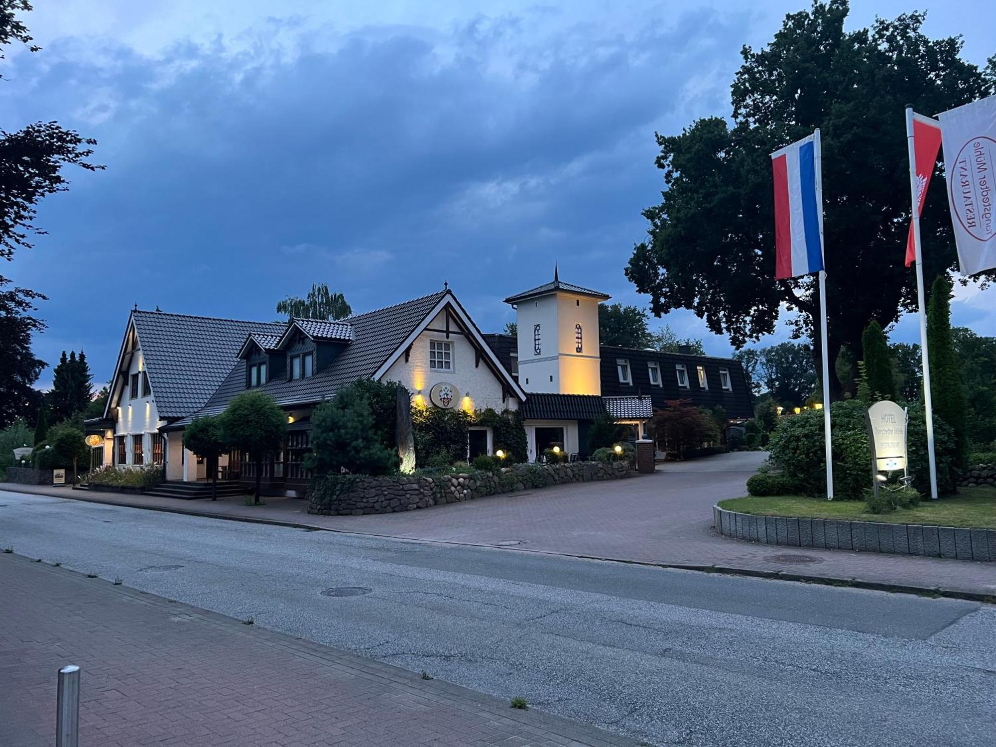 Tangstedter Muehle Hotel Bagian luar foto